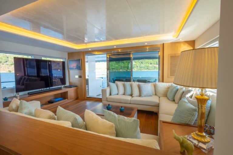 mural-yachts-85-konyak-25.7m-812055_6904be5fb737d.jpg