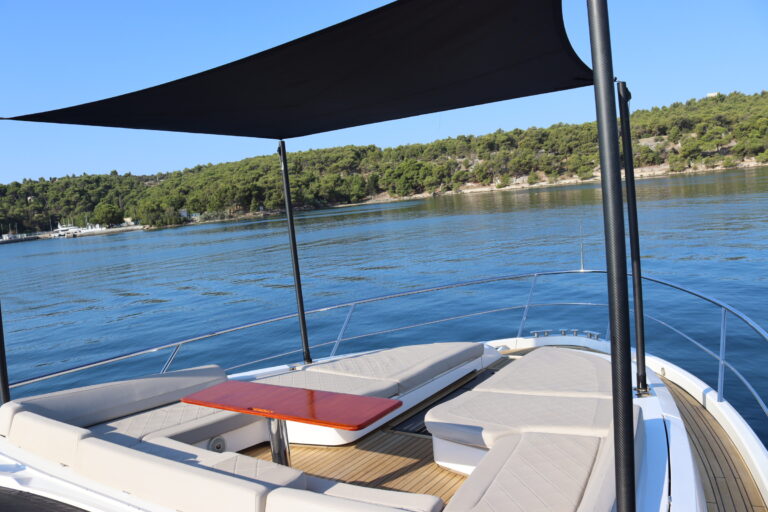 fairline-targa-65-gt-813443_6a7d903ac6c44.jpg