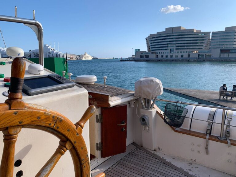 one-off-motorsailer-811788_68dbfb43d0fb1.jpg