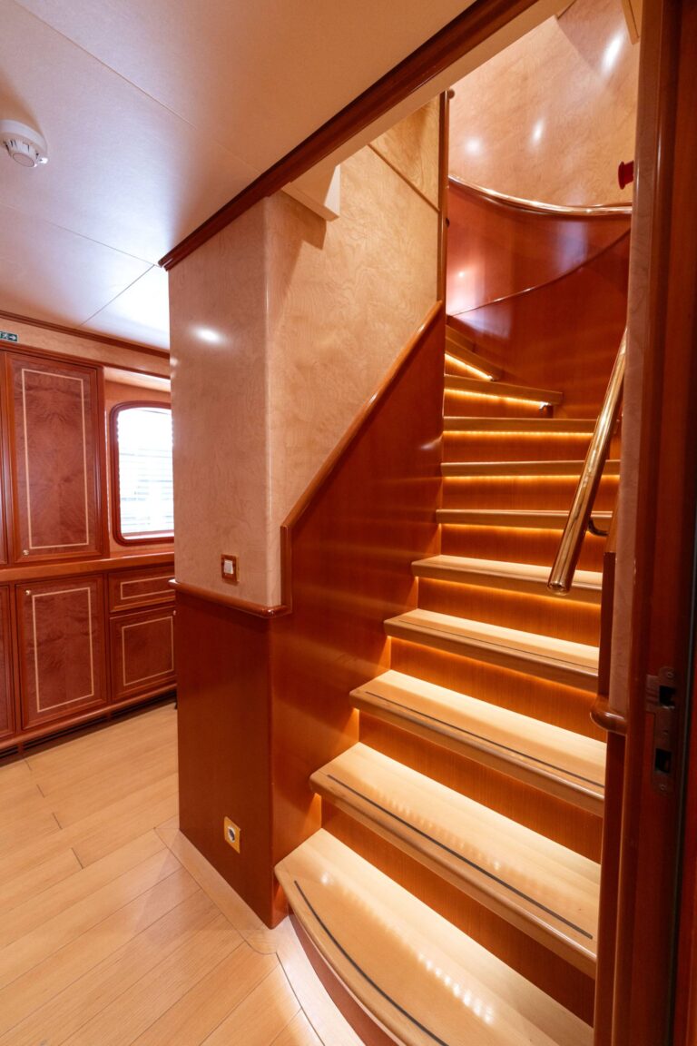peer-gynt-yacht-36m-explorer-812706_6aa7ee73f01b3.jpg